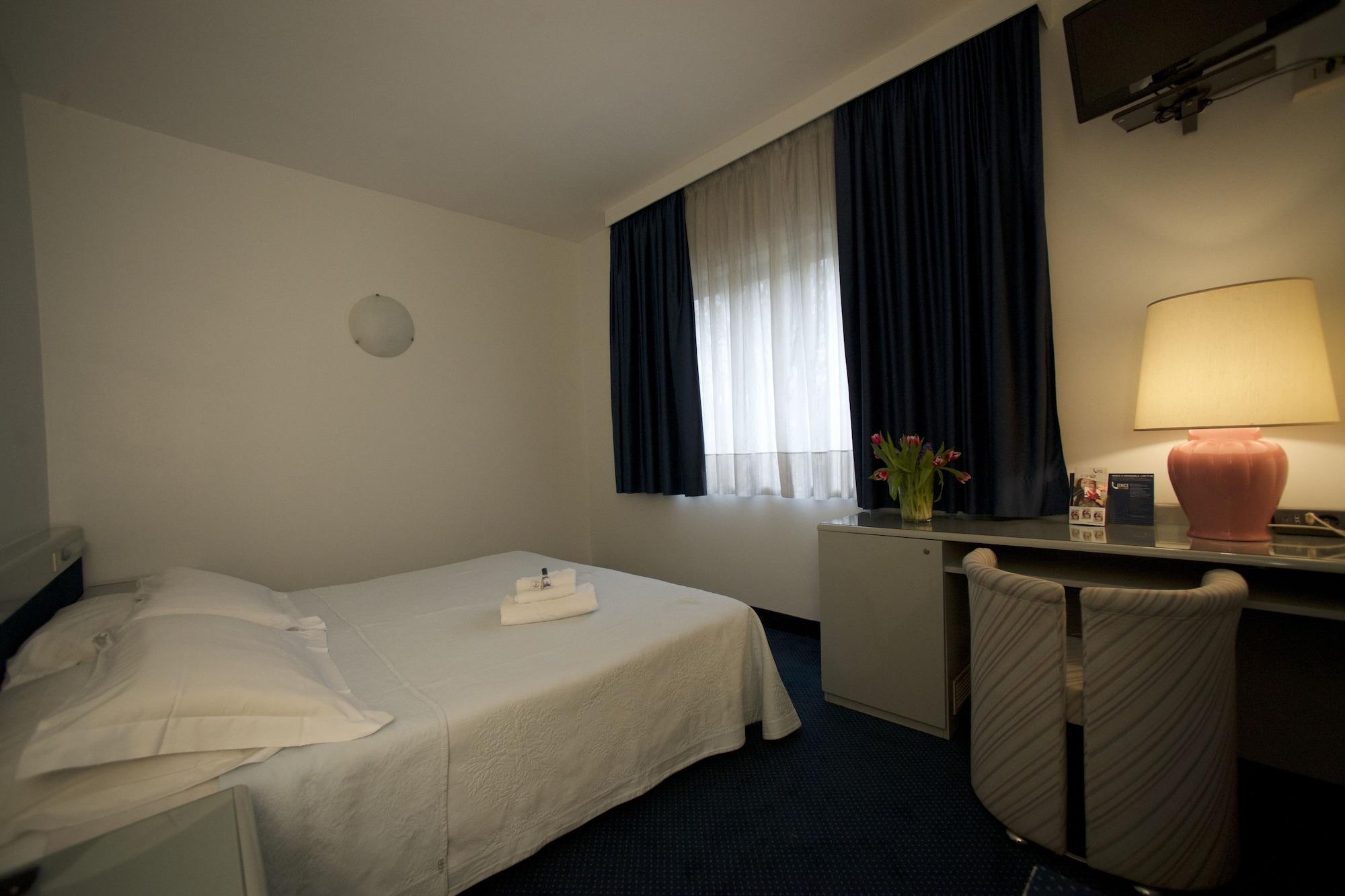 Club Hotel Mestre Luaran gambar