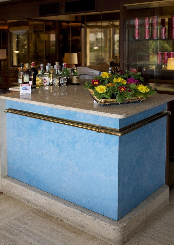 Club Hotel Mestre Luaran gambar