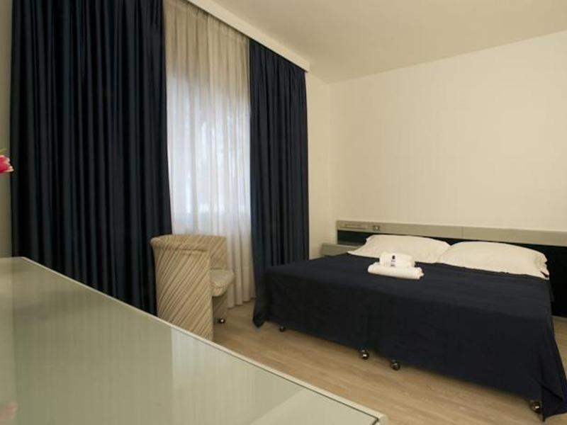 Club Hotel Mestre Luaran gambar