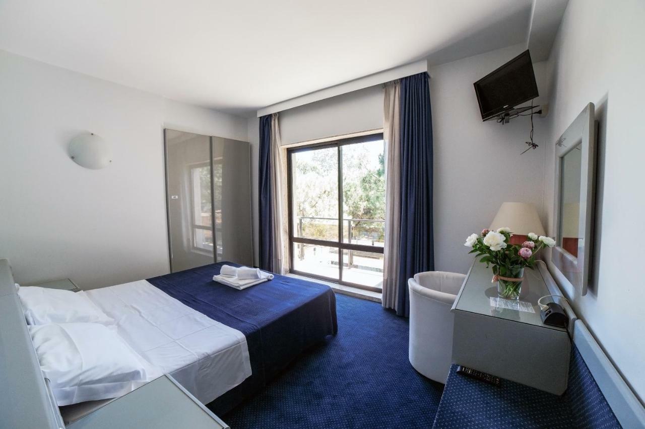 Club Hotel Mestre Luaran gambar